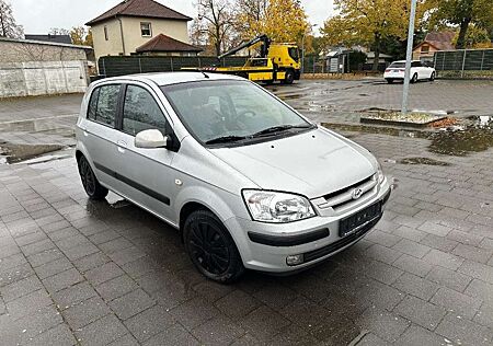 Hyundai Getz gebraucht kaufen Hyundai Getz 5-Türer 1.3 GLS HU Neu