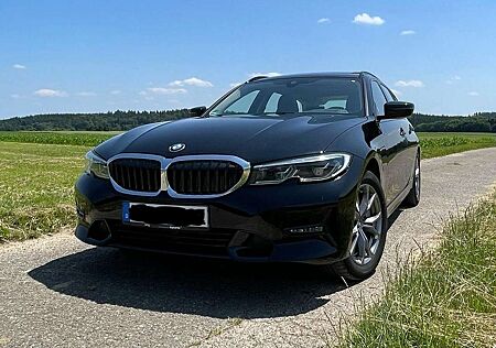 BMW 330 e Sport Line