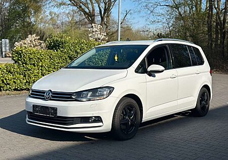 VW Touran Volkswagen Sound BMT Navi*8-Fach*3-Zonen-Klima*