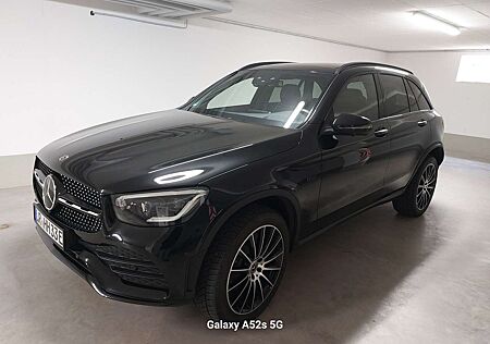 Mercedes-Benz GLC 300 Hybrid, AMG-Line