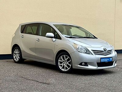 Toyota Verso Automatik 7-Sitzer Navi AHK Rückfahrkamera