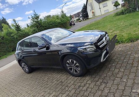 Mercedes-Benz GLC 220 d 4Matic 9G-TRONIC Exclusive