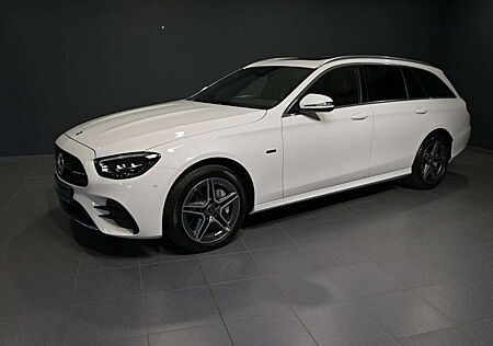 Mercedes-Benz E 300 gebraucht kaufen Mercedes-Benz E 300 de 4M T AMG/SD/NAVI/LED/TOTW/SHZ/KAMERA