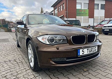 BMW 116i 116 ,Klima,Navi,Schiebedach