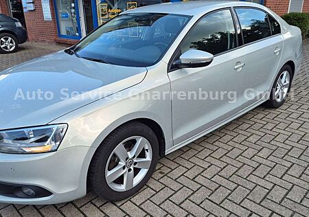 VW Jetta Volkswagen VI Comfortline, NAVI, Allwetterreifen