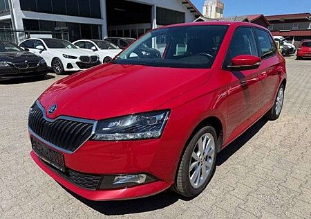 Skoda Fabia Clever Xen.LED S.Stop Autom. 8Fach 1Hand!!