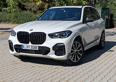 BMW X5 mit Mwst. : Hybrid xDrive45e xLine 1. Hand