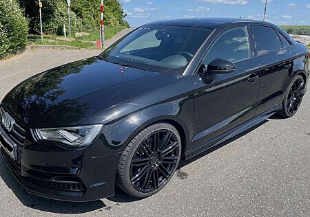 Audi S3 Limousine S tronic