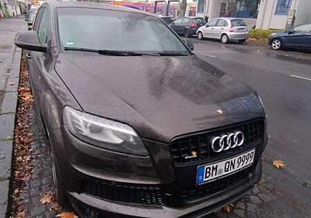 Audi Q7 3.0 TDI DPF quattro tiptronic