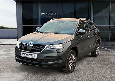 Skoda Karoq Clever 1.5 TSI DSG AHK PDC v+h Navi Rückfahrk.