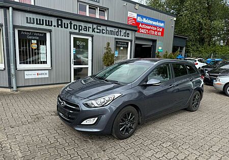 Hyundai i30 cw AHK°RÜCKFAHRKAMERA°NAVI°TEMPOM°KLIMA°MFLR