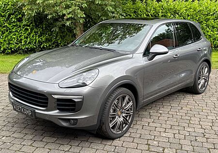 Porsche Cayenne S Diesel /Burmester/Pano/Approved