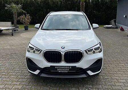 BMW X1 xDrive 20 d AHK/LED/Navi/Kamera/Apps