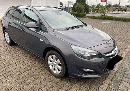 Opel Astra J Sports Tourer Style;1.7 Diesel,Navi,6 Ga