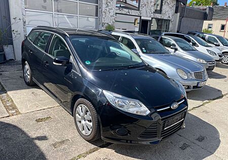 Ford Focus Turnier Trend 1,0i aus 1.-Hand 56.800km