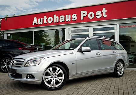 Mercedes-Benz C 180 C180 T-Modell Automatik Navi Sitzheiz. Einparkh.