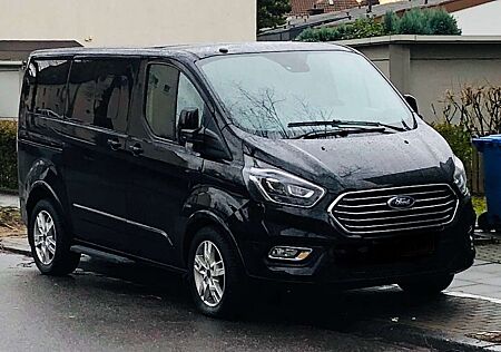 Ford Tourneo Custom 310 L1H1 VA Titanium