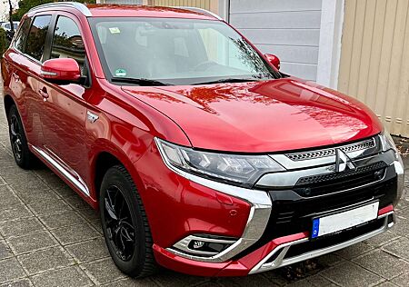 Mitsubishi Outlander +Plug-In+Hybrid+2.4+4WD+Plug-In+Hybrid+To