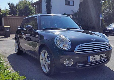 Mini ONE Cooper Panoramadach Navi HU 06/26