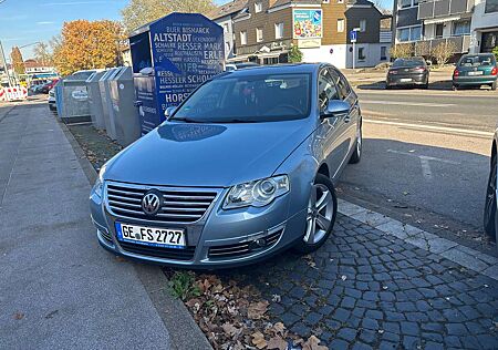 VW Passat Volkswagen 2.0 TDI DPF DSG Individual Chrom