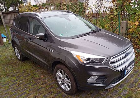 Ford Kuga 2.0 TDCi 4x4 Aut. Titanium