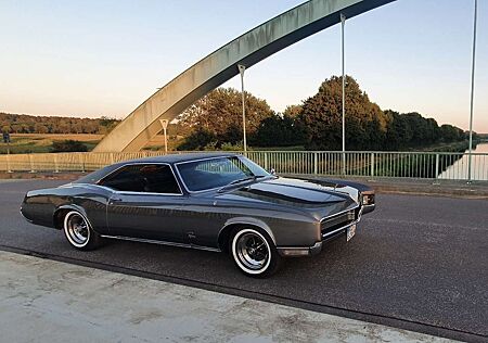 Buick Riviera