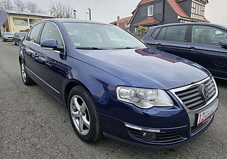 VW Passat Volkswagen Lim.Comfortline Bi-Xenon SHZ AHK PDZ Temp