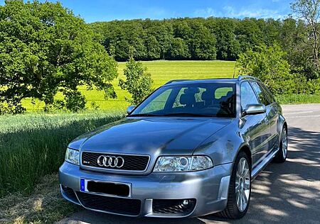 Audi RS4 2.7 quattro - in very good condition