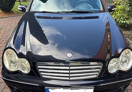 Mercedes-Benz C 230 C-Klasse T-Modell T Avantgarde Sport Edition +