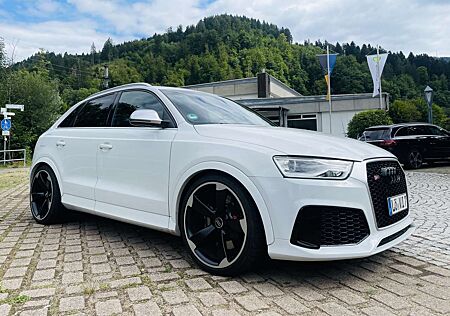 Audi RS Q3 2.5 TFSI quattro