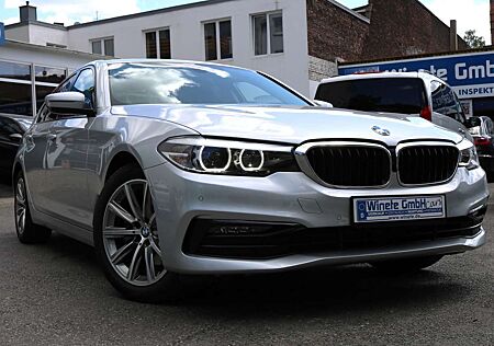 BMW 520 i SportLine*DigCock*NAVI*SHZ*PDC*KAMERA*Teilleder