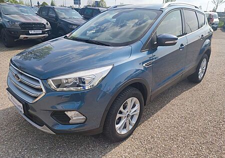 Ford Kuga 1.5 EcoBoost Titanium 2x4 *Xenon/AHK/RFK