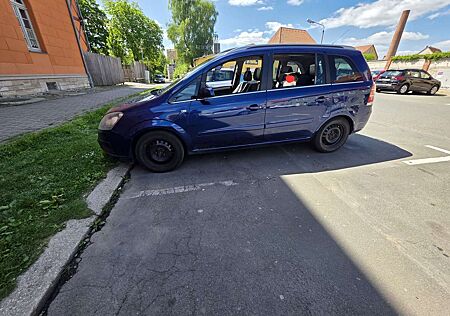 Opel Zafira 2.2 Cosmo