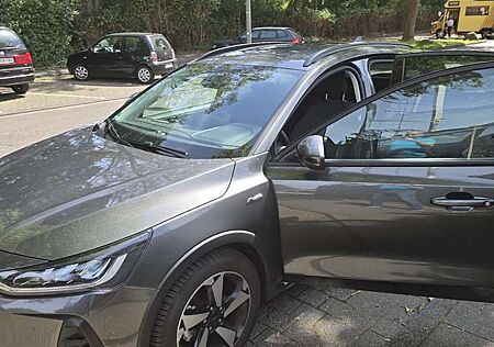 Ford Focus 1.0 EcoBoost Hybrid Aut. ACTIVE X