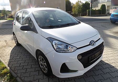 Hyundai i10 blue Classic, Klima, HU-AU NEU