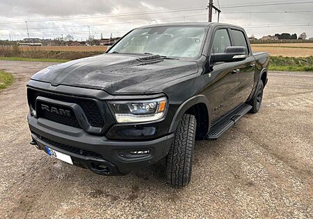 Dodge RAM 1500 Rebel - Crew Cab mit Prins LPG