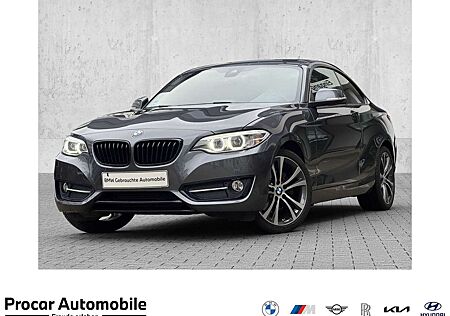 BMW 220 i Sport Line Navi PDC Xenon Tempomat Shz