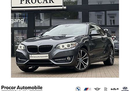 BMW 220 i Sport Line Navi PDC Xenon Tempomat Shz