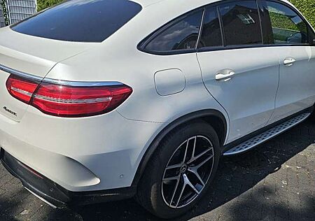 Mercedes-Benz GLE 500 4Matic (292.373)