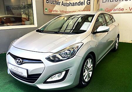 Hyundai i30 cw Style Automatik Sitzheizung PDC LED