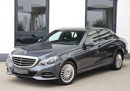 Mercedes-Benz E 200 BlueTec Elegance ILS NAVI 1.HAND