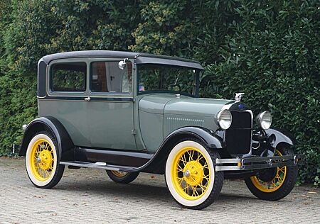 Oldtimer Ford Model A Tudor