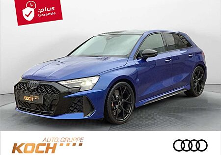 Audi RS3 Sportback 2.5 TFSI q. S-Tronic, Matrix, RS-A