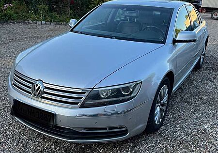 VW Phaeton Volkswagen 3.0 V6 TDI DPF 4MOTION Automatik (5 Sitzer)