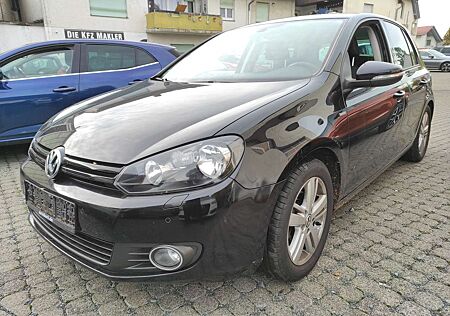 VW Golf Volkswagen 1.2 KLIMAA SHZ EURO-5 PDC 6.-GANG 8-RÄDER Match