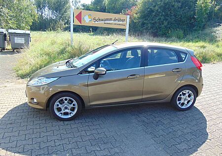 Ford Fiesta Titanium, 44150 km, 12 Mon. Garantie, Klima