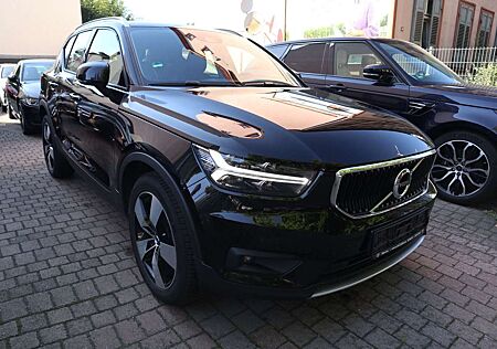 Volvo XC 40 XC40 Momentum Pro AWD AHK Kamera LED 190PS