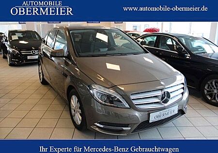 Mercedes-Benz B 200 7G-DCT SHZ StandH Rü-Ka Xenon Spur-Paket