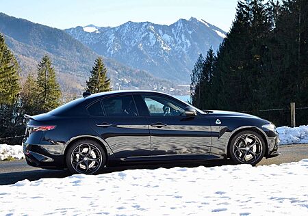 Alfa Romeo Giulia 2.9 V6 Bi-Turbo Quadrifoglio | 1. Hand | Akrapovic