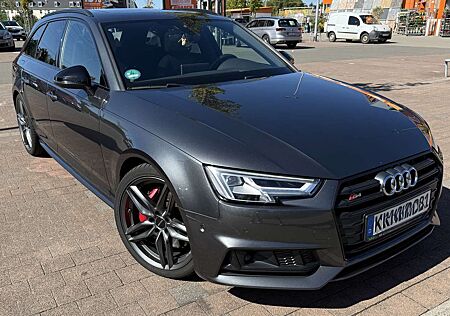 Audi S4 Avant 3.0 TFSI quattro tiptronic